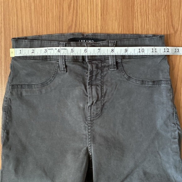 ❤️ J Brand Dark Grey Skinny Jeans Size 26 NWOT - Picture 9 of 12